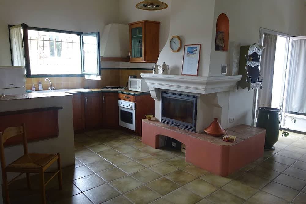 Foto 8 von 16: Authentic village house with