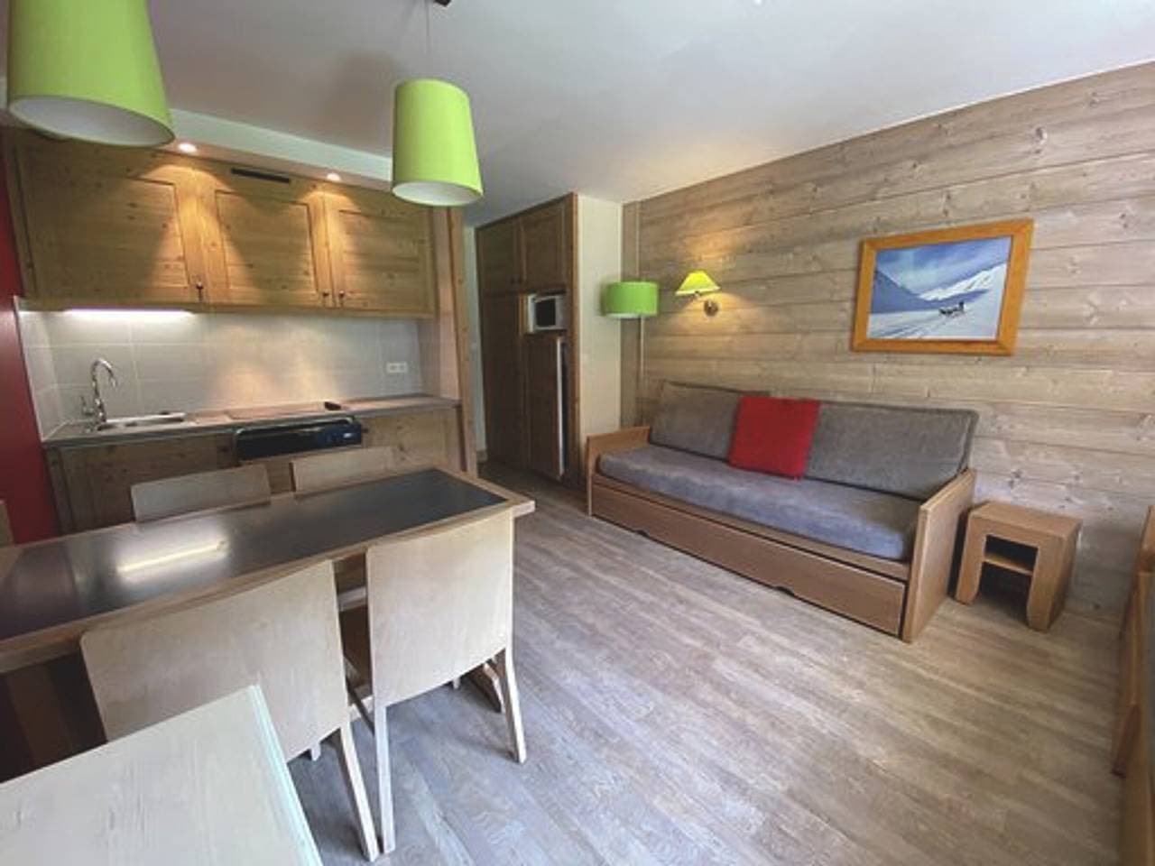 Foto 3 von 12: Ski-in/Ski-out Wohnung mit Parkplatz in La Tania