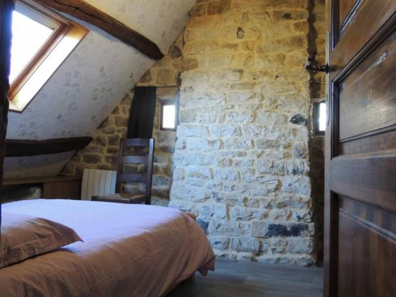 Foto 7 von 19: Restauriertes altes Haus mit Holzofen und Haustiere erlaubt