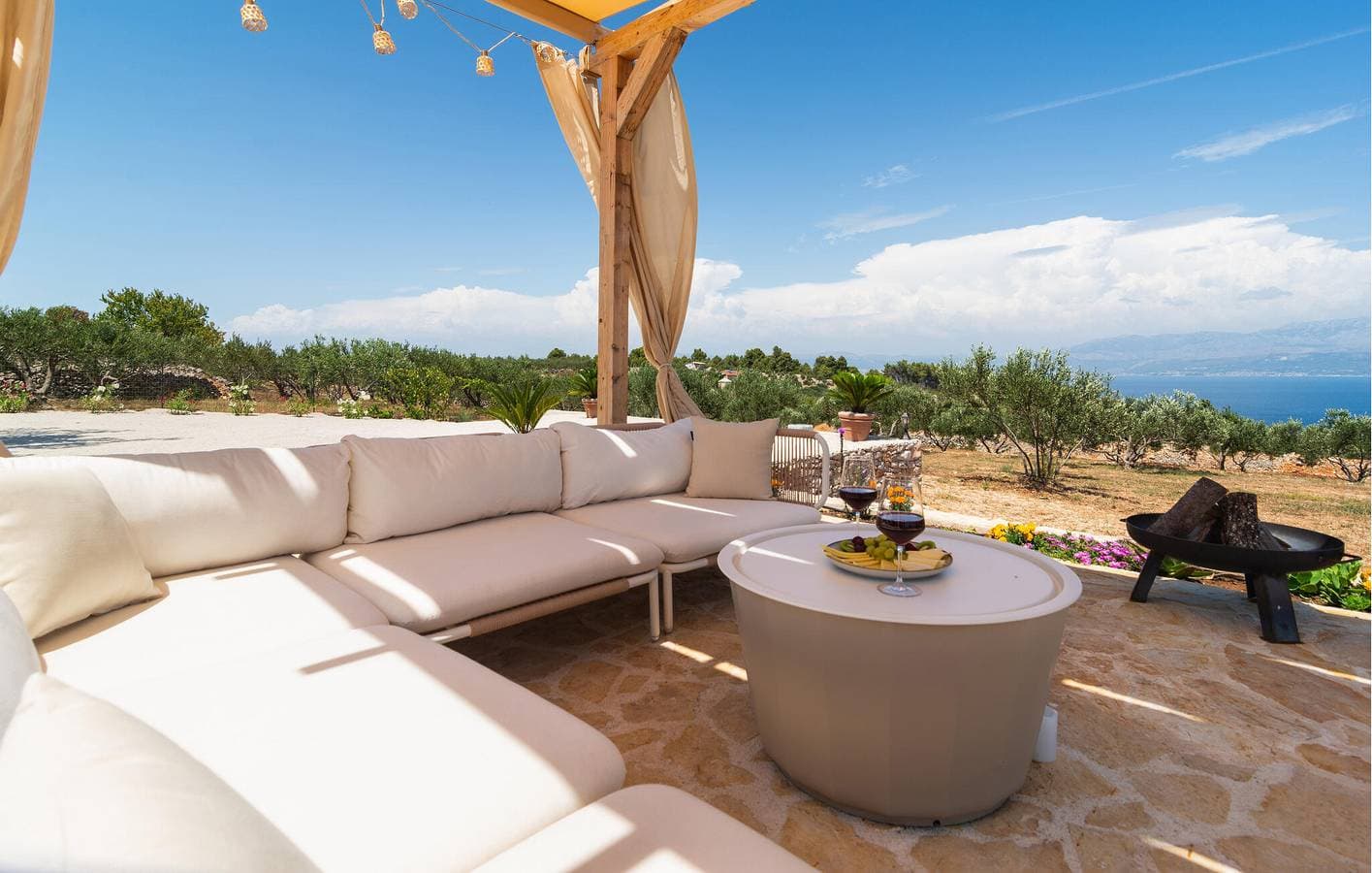 Foto 10 von 30: Gemütliches Apartment mit Meerblick, Pool, Terrasse und WLAN – 1,5 km vom Strand entfernt