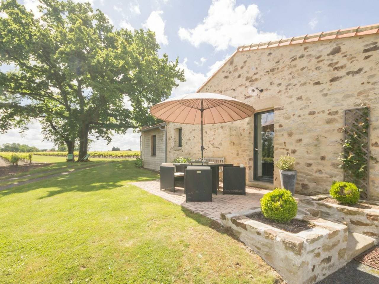 Charmantes Ferienhaus mit beheiztem Pool und WLAN - 2 Schlafzimmer 1