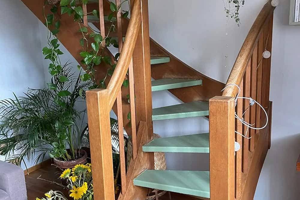 Foto 10 von 10: Chambre, Salle de Bain et Toilettes Privatifs Dans Appartement à 2 pas du lac