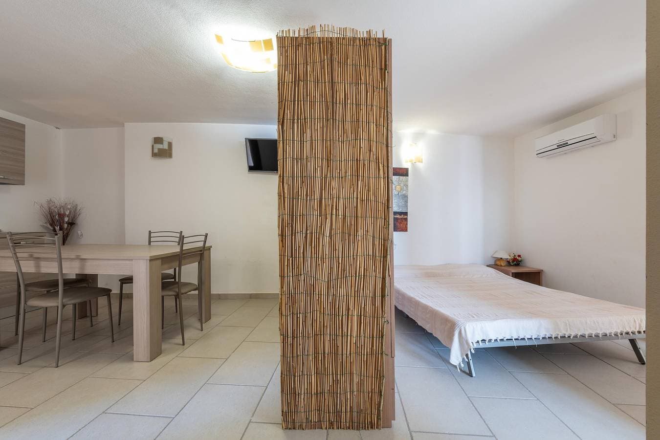 Foto 12 von 30: Ferienhaus 'Susy N5' mit Meerblick, Gemeinschaftspool und Klimaanlage