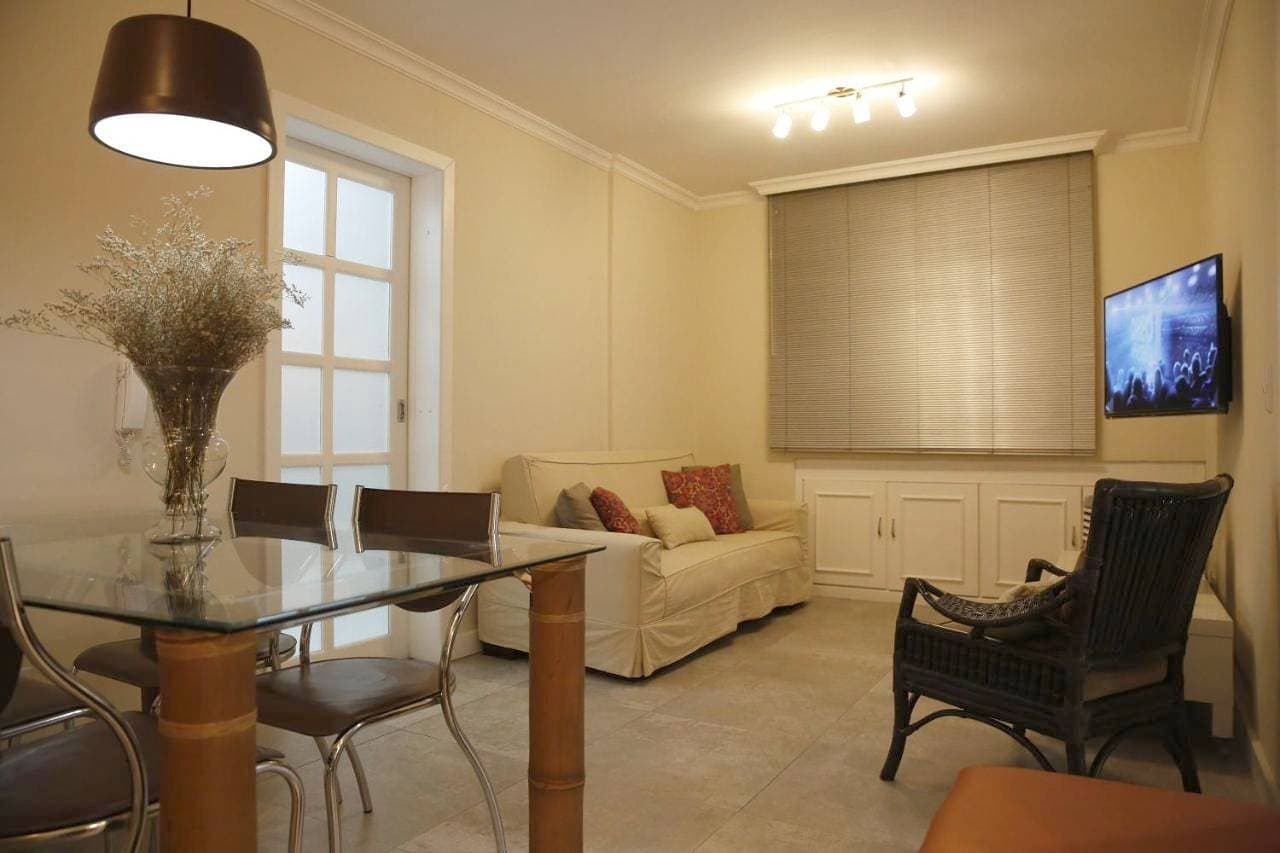Apartamento central, novo e com garagem em Curitiba 1