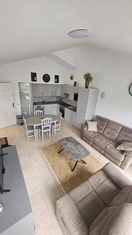 Foto 11 von 20: Ferienwohnung für 6 Personen mit Meerblick