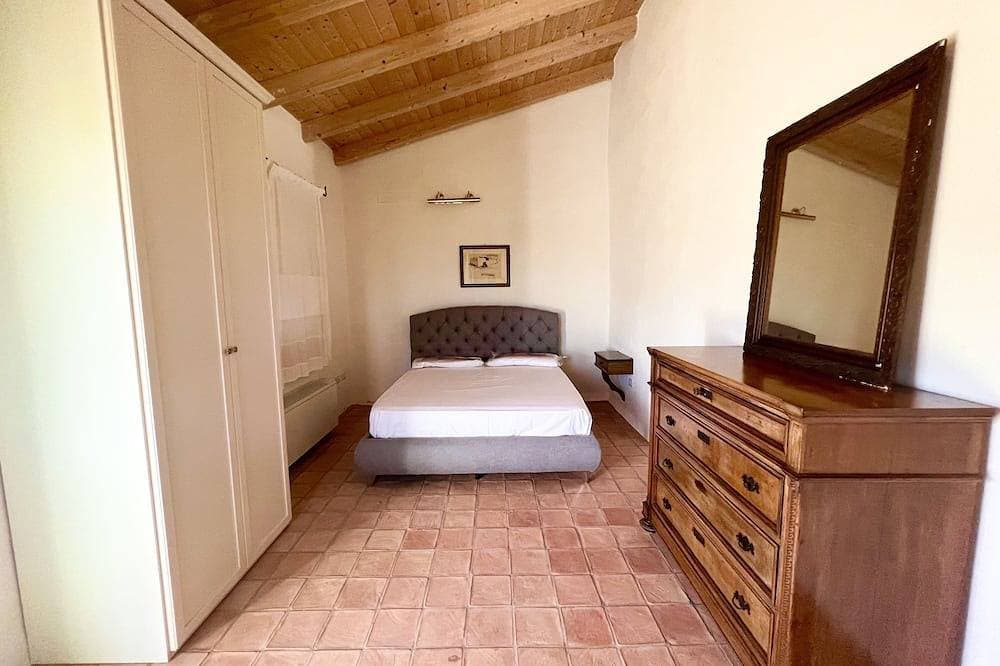 Foto 9 von 30: Detached villa sleeps 8/11 person  located inside the Monte Arcosu Park.