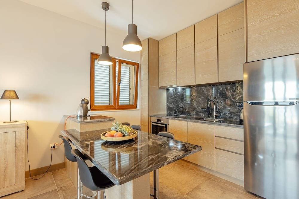 Foto 10 von 18: Luxury apartment with sea view 10 mn from the beach
