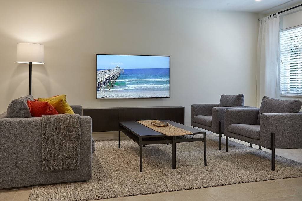 Foto 2 von 35: 1Br Luxury Suite # 2 am Ocean Drive, nur wenige Schritte vom Strand entfernt