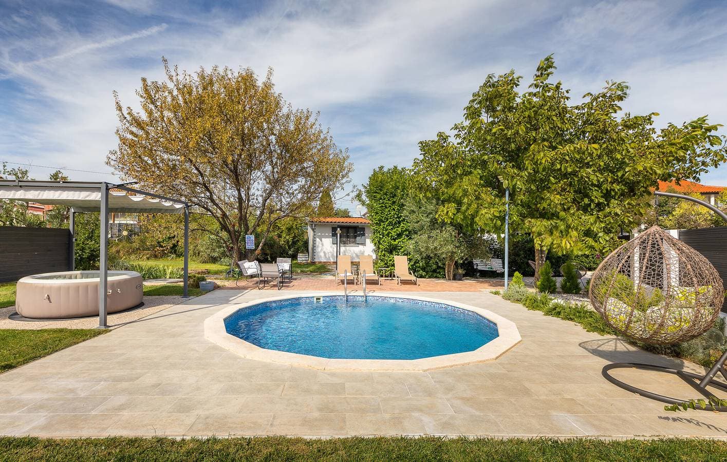 Foto 10 von 37: Charmante Ferienwohnung in Vodnjan mit Pool, Terrasse und in der Nähe von Annehmlichkeiten
