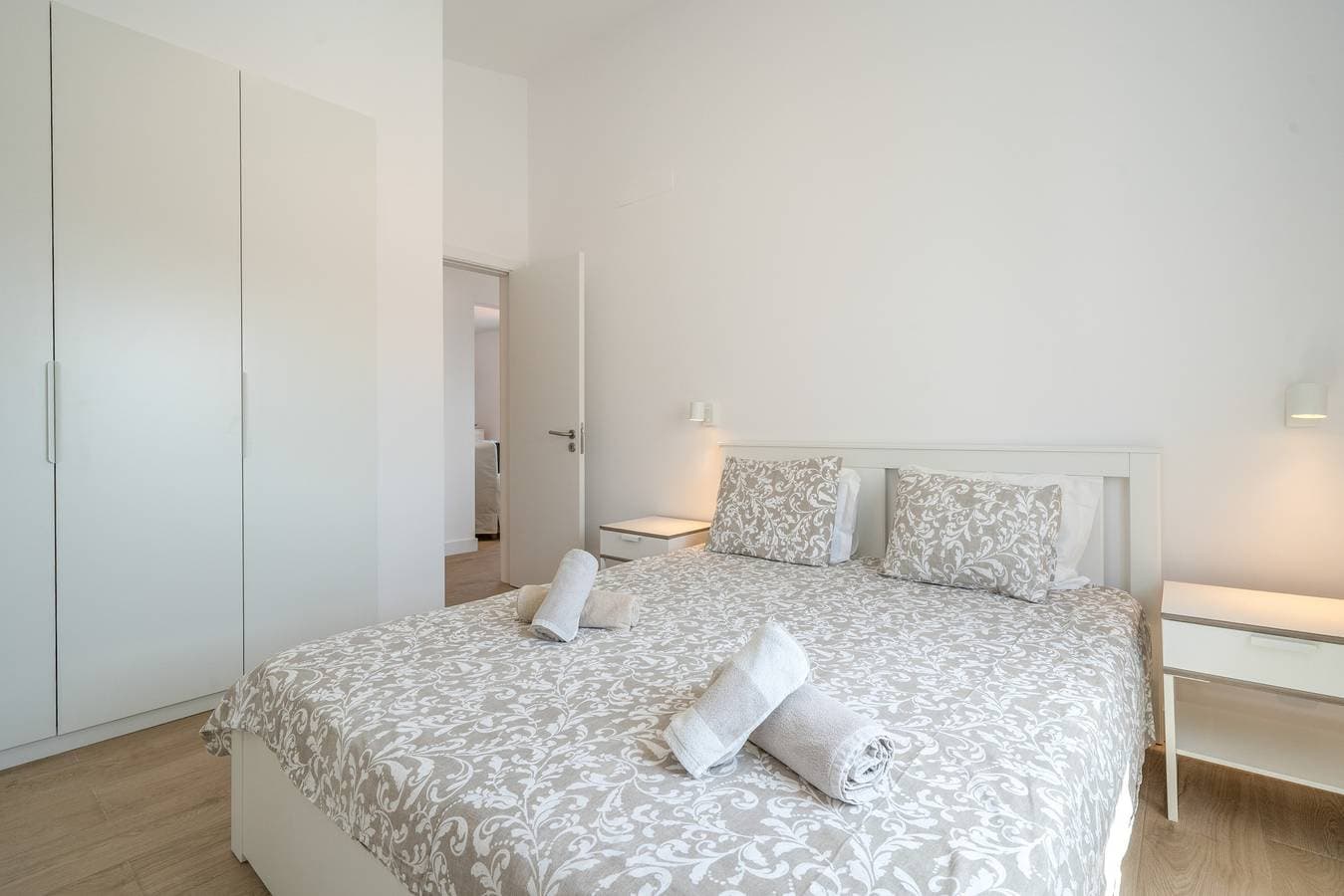 Foto 12 von 23: Apartment 'Salema Amazing View' mit Meerblick, Balkon und WLAN