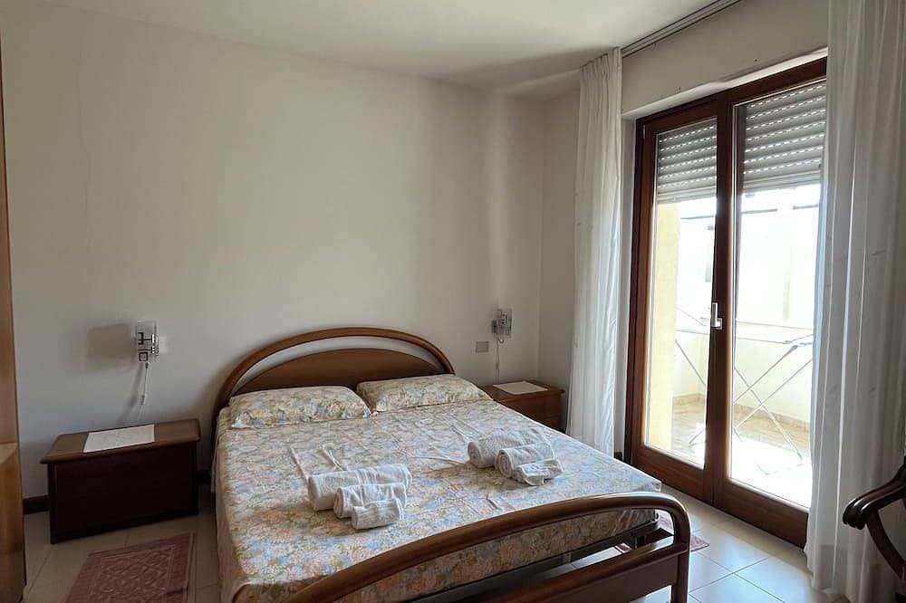 Foto 2 von 27: Bright Apartment Within Walking Distance From The Sea