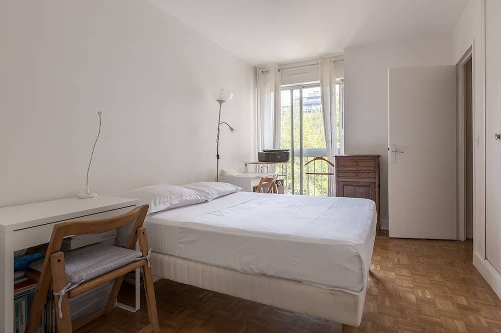 Foto 2 von 14: Eine helle und luftige 1Br Wohnung im 15., nur wenige Schritte von der Metro entfernt, in der Nähe von Veeve