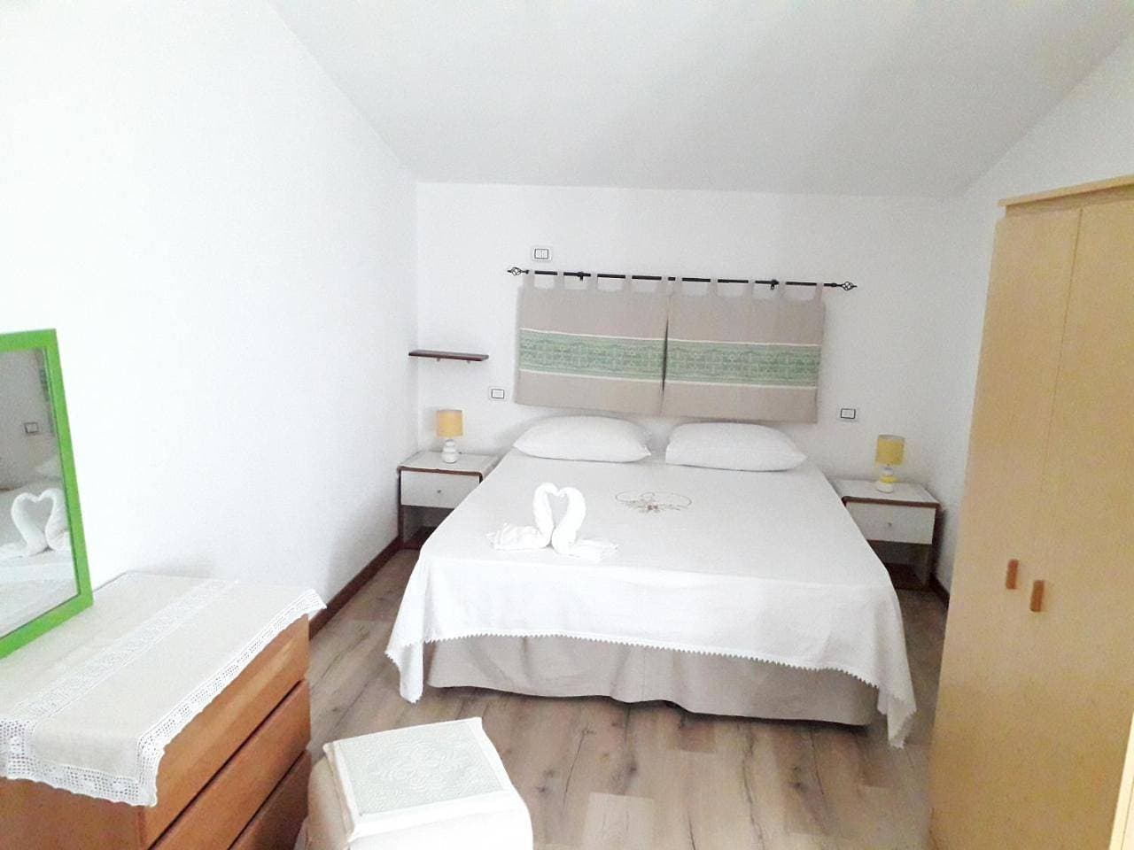 Foto 12 von 13: Double Room with Private Bathroom