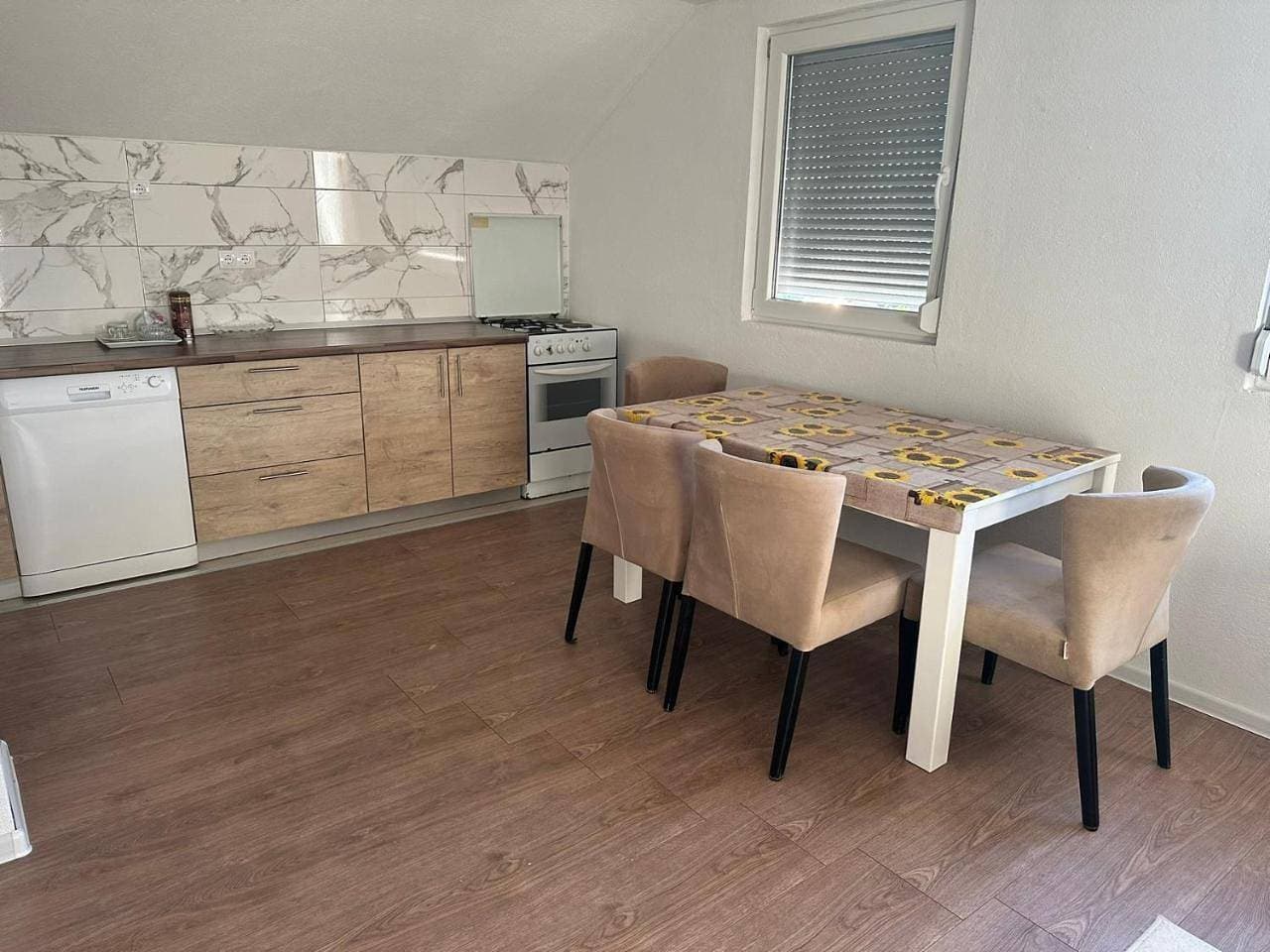 Foto 7 von 12: One-Bedroom Apartment