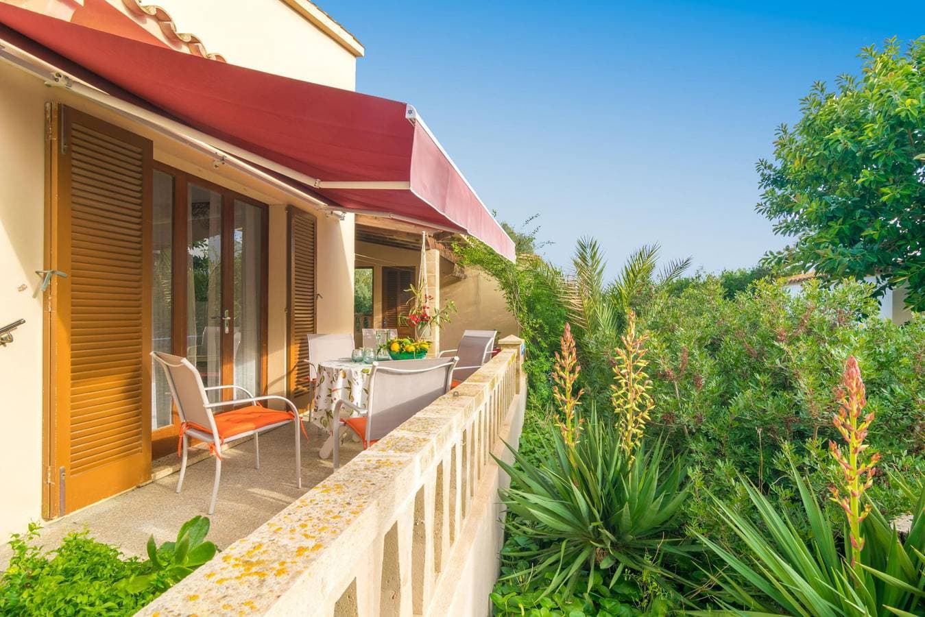 Foto 2 von 35: Pop - Ferienhaus mit Terrasse in Sa Rapita. WiFi gratis