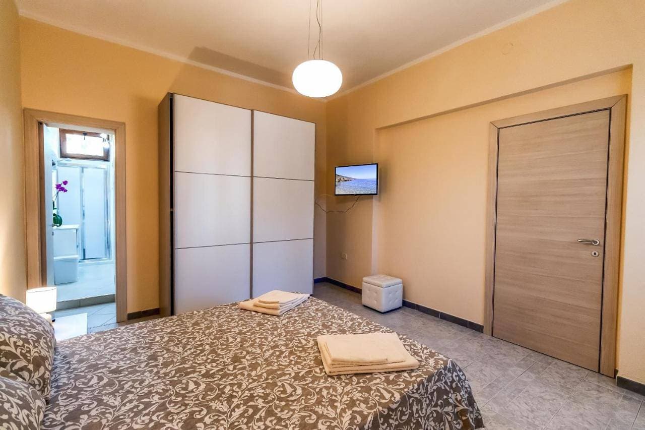 Foto 7 von 22: Double Room with Private Bathroom