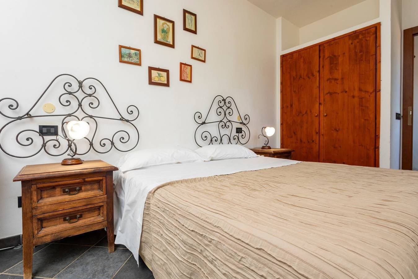 Foto 5 von 29: Zimmer 'Vicenzu' mit Bergblick, Wi-Fi, und Klimaanlage