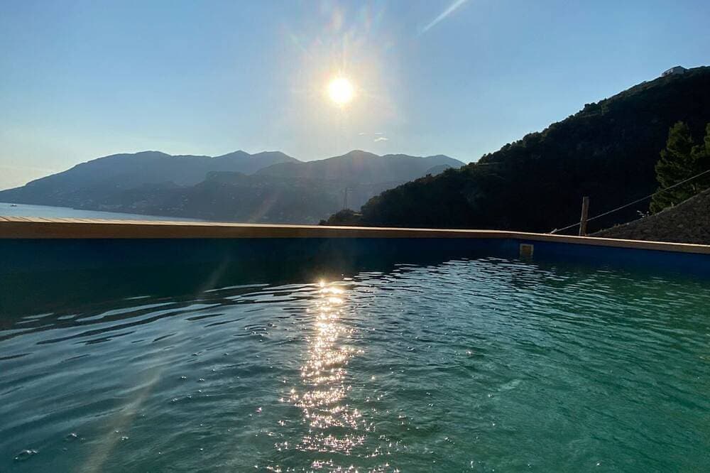 Foto 9 von 30: Entspannende Villa am Meer in Strandnähe, Maxi-Whirlpool, atemberaubende Aussicht und Parkplatz
