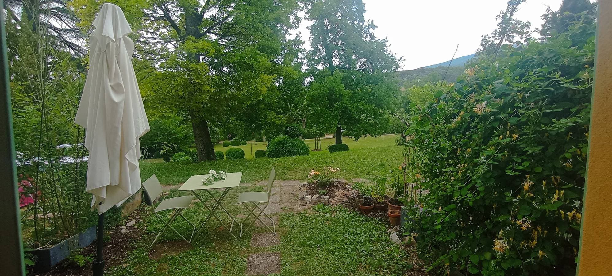 Foto 12 von 30: Château des Gipières: Exklusive Wohnung mit Garten, Pool und Blick auf den Mont Ventoux