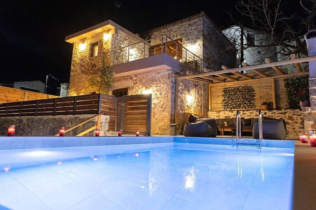 Foto 12 von 41: Three-Bedroom Villa
