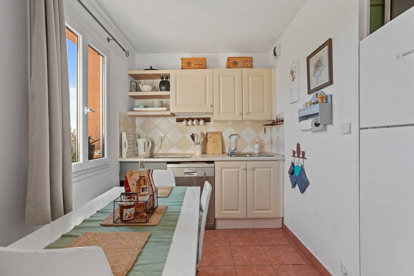 Foto 4 von 37: Apartment 'Chez Skadi' mit Gemeinschaftspool und WLAN