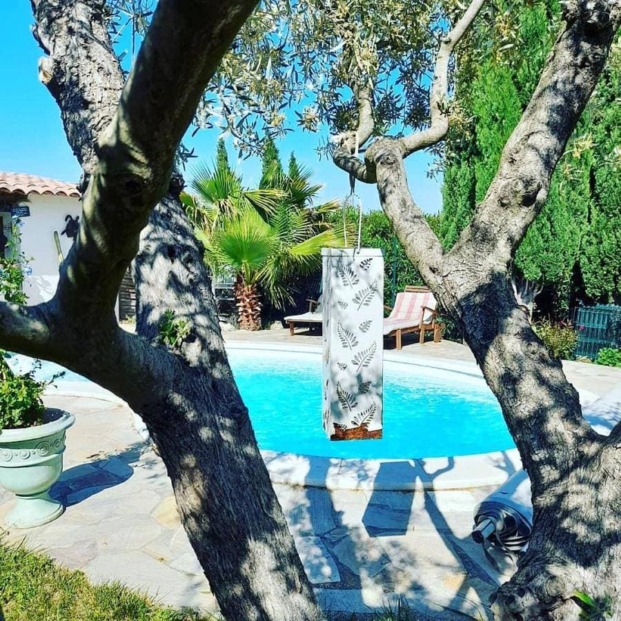 Cocon Provençal - T1 25m2 - SdB - Terrasse privée & Accès Piscine à Saint Chamas 1