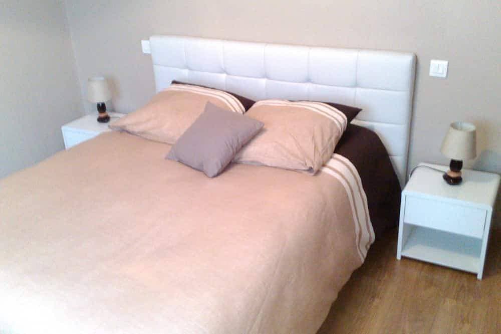 Foto 3 von 21: T3 - Ground floor - With swimming pool - Classification 5 * furnished accommodation