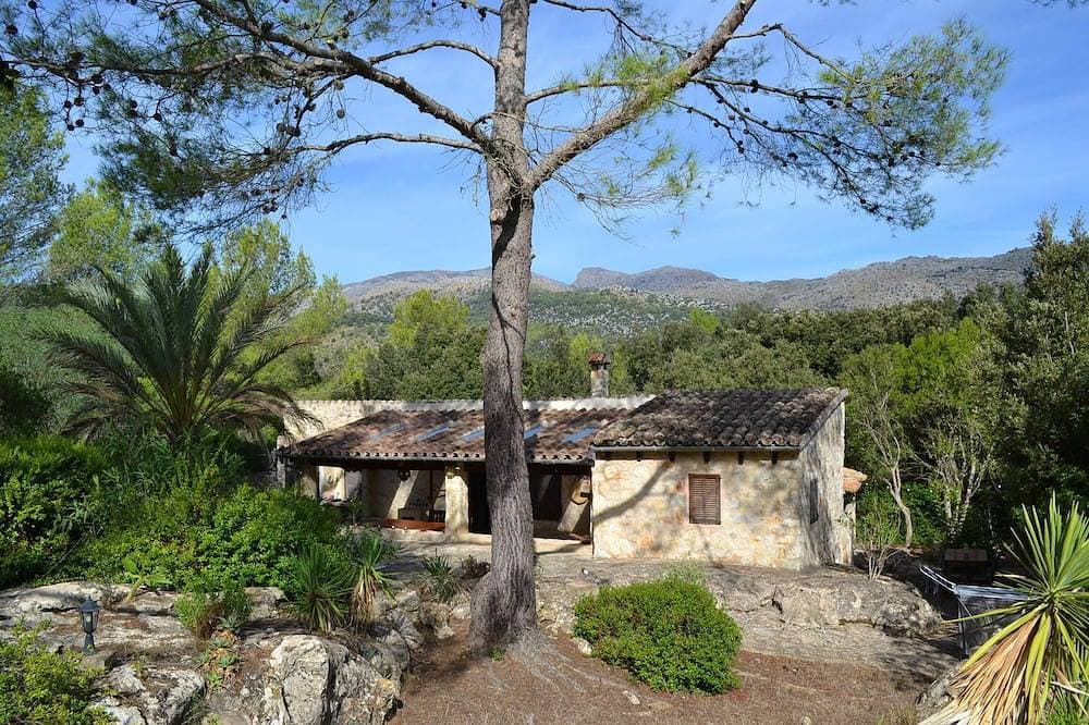 Foto 9 von 25: Abgeschiedene Villa mit privatem Pool und weitläufigem Garten im Campanet-Tal