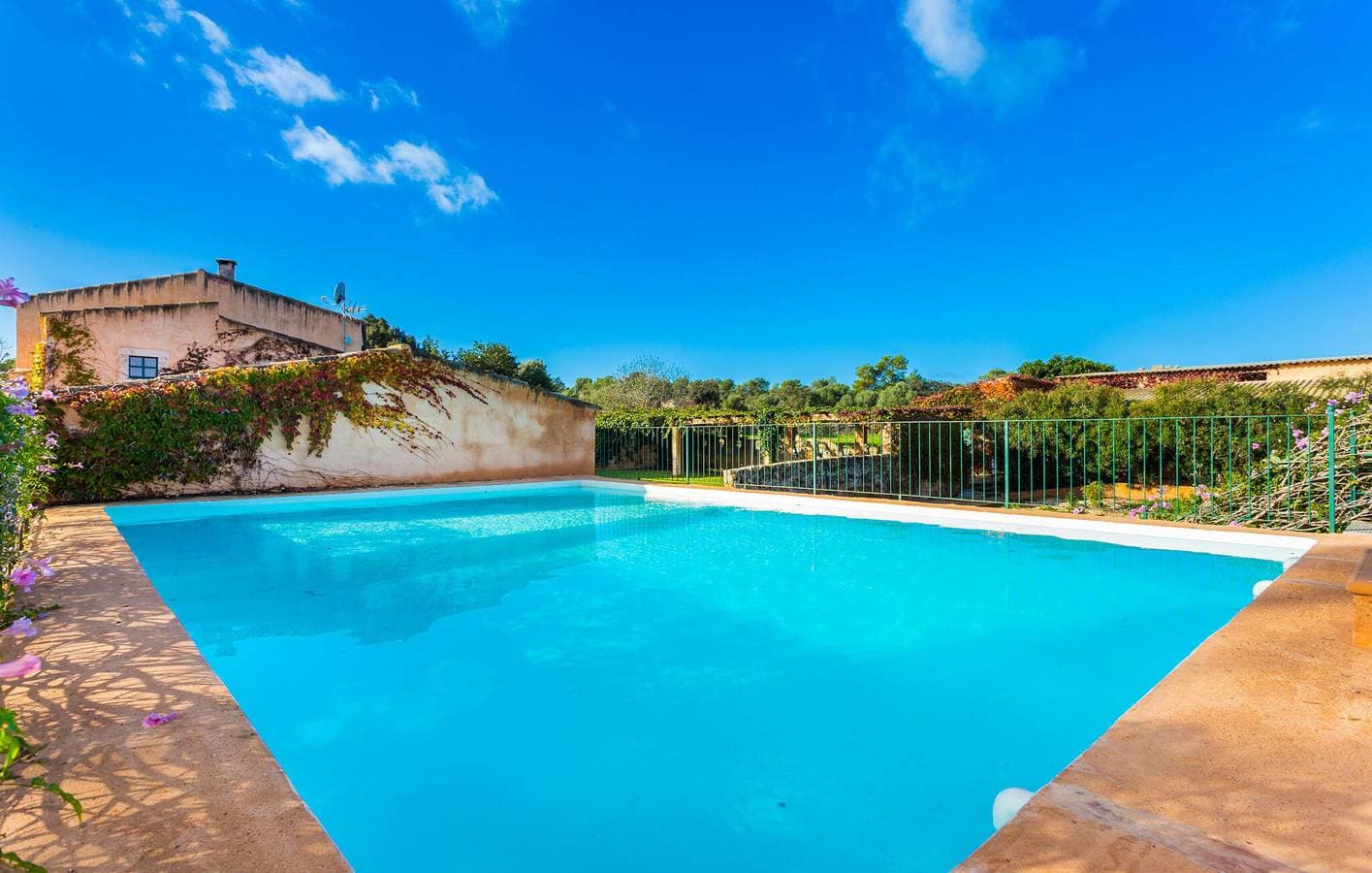 Foto 8 von 31: Moderne Wohnung mit Pool und Terrasse 2km von Sa Vinyola