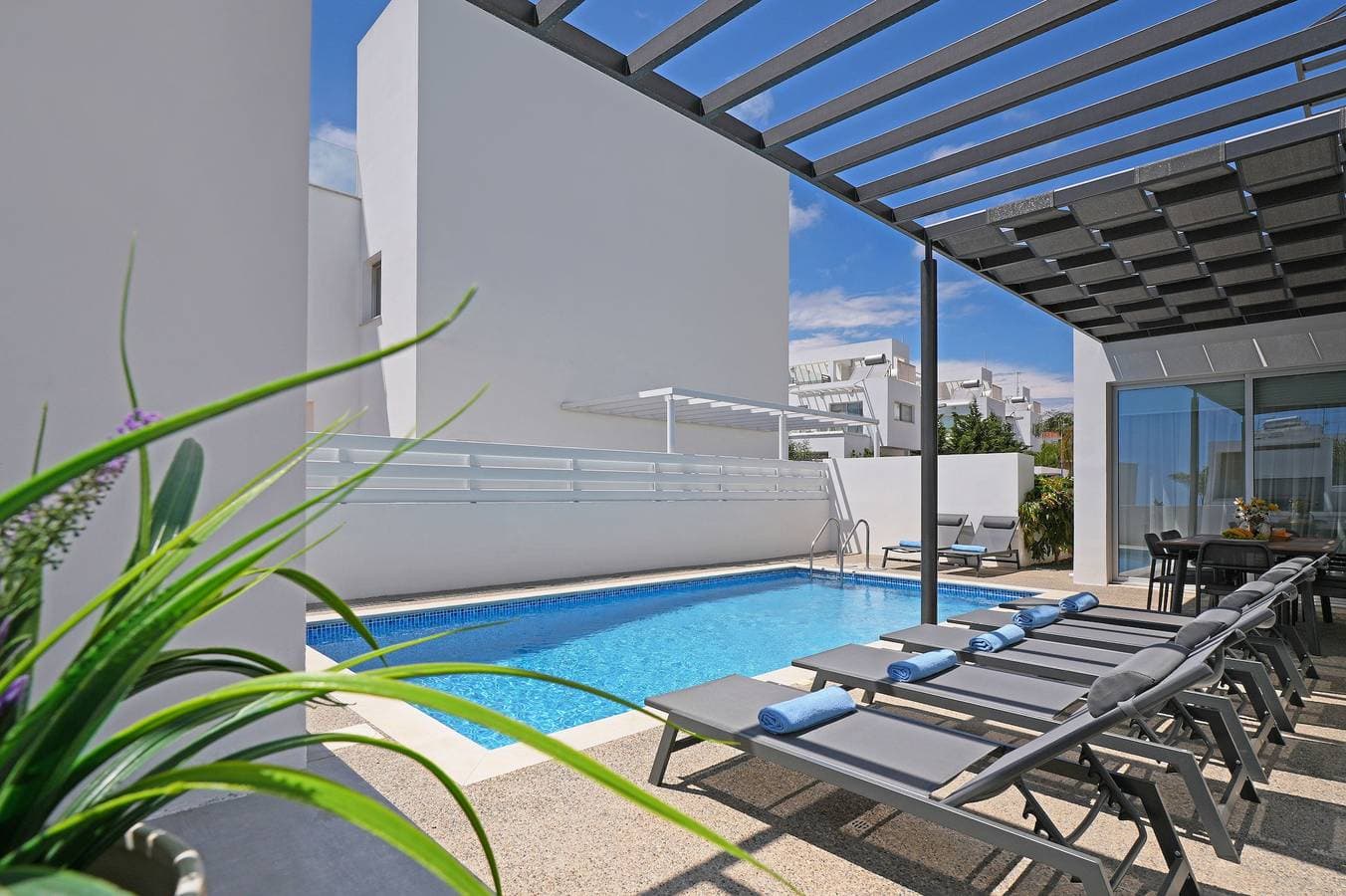 Foto 10 von 38: Villa für 7 Personen mit Garten