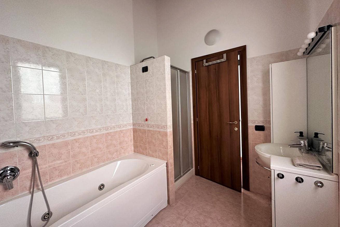 Foto 11 von 21: Ferienhaus für 4 Personen mit Seeblick