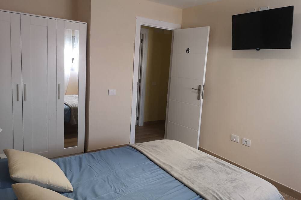 Foto 7 von 28: Full apartment 13 beds and 3 bathrooms near the airport North La Laguna Tenerife
