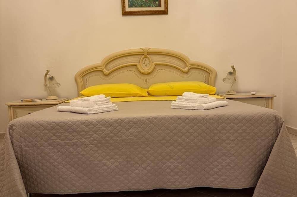 Janas Holiday House: in the heart of southern Sardinia. Sea and real Sardinia. 1