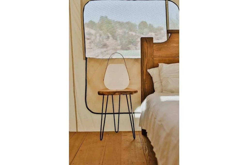 Foto 8 von 22: Waterfront Glamping Suite w Private Deck #3