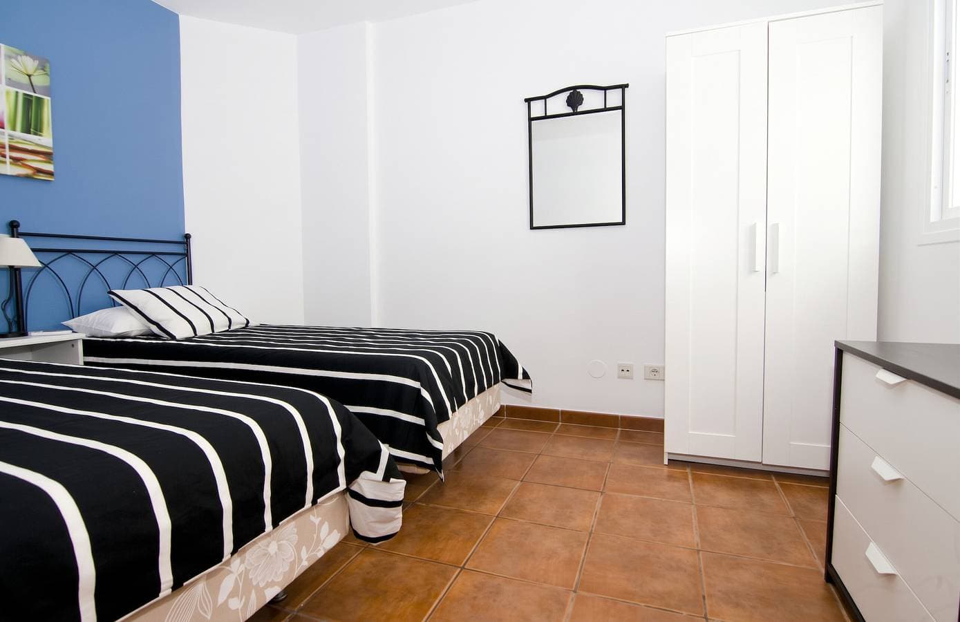 Foto 3 von 22: Charmantes Apartment in Puerto de Mogán - 80m², Berg- und Meerblick