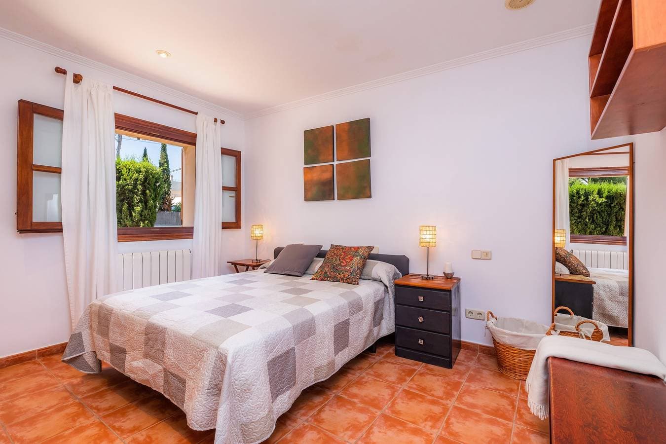 Foto 10 von 24: Ferienwohnung 'Na Forana' mit WLAN, Klimaanlage, Terrassen und Garten