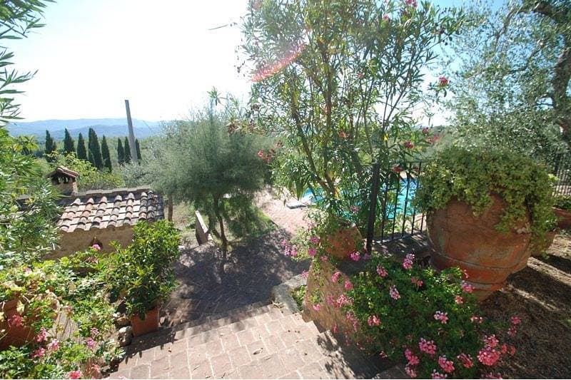 Foto 6 von 32: Villa für 4 Personen mit Terrasse