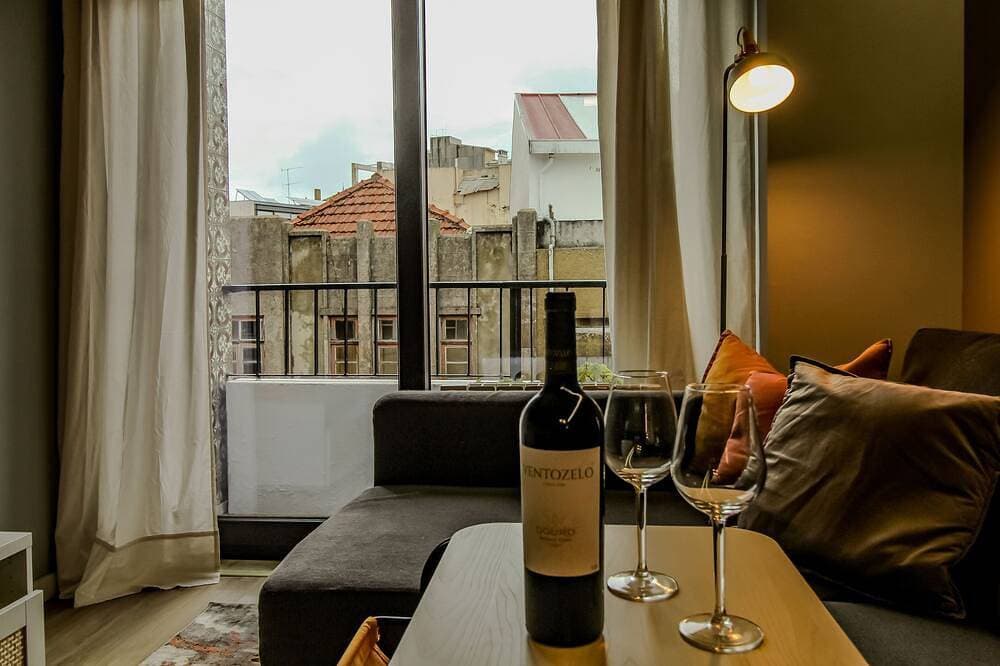 Foto 11 von 22: Cozy and Charming Apartment in the Heart of Porto with Balcony for 4 people