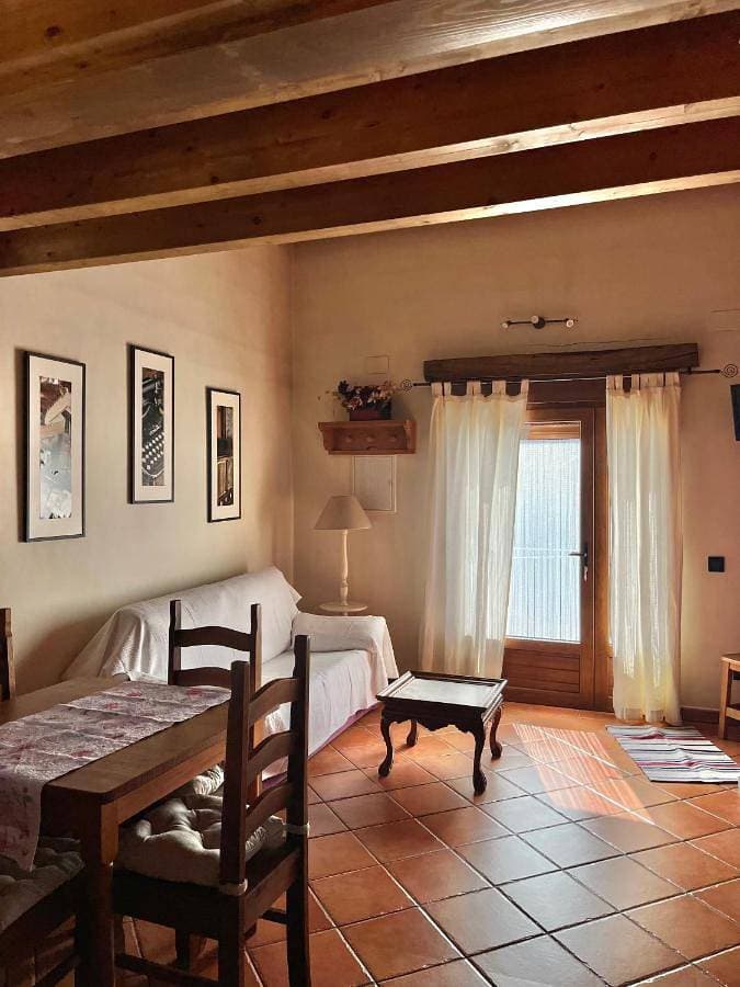 Foto 4 von 12: Two-Bedroom Apartment