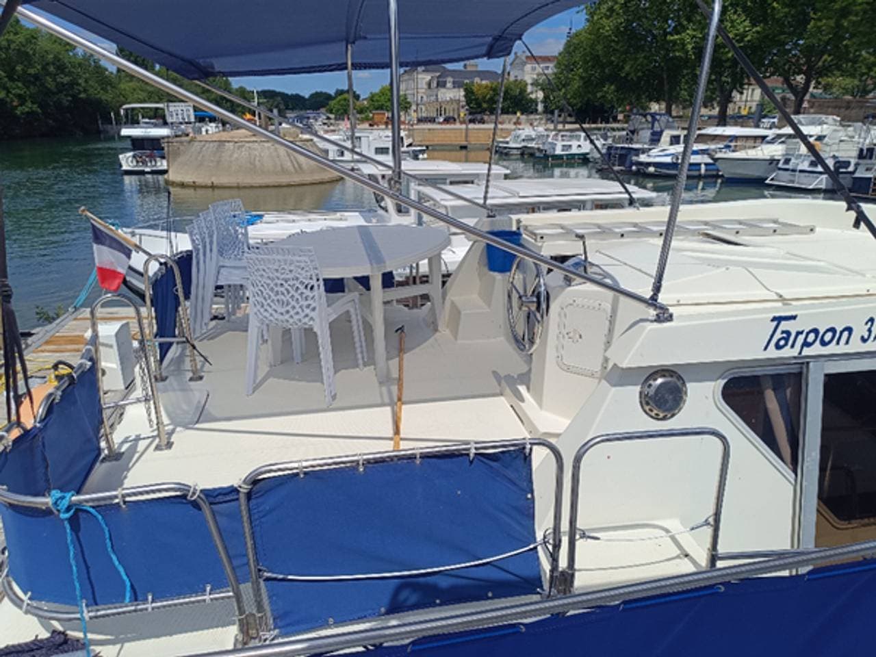 Foto 12 von 18: Entdecken Sie unser Boot in Cognac - 7 bis 9 Pers.