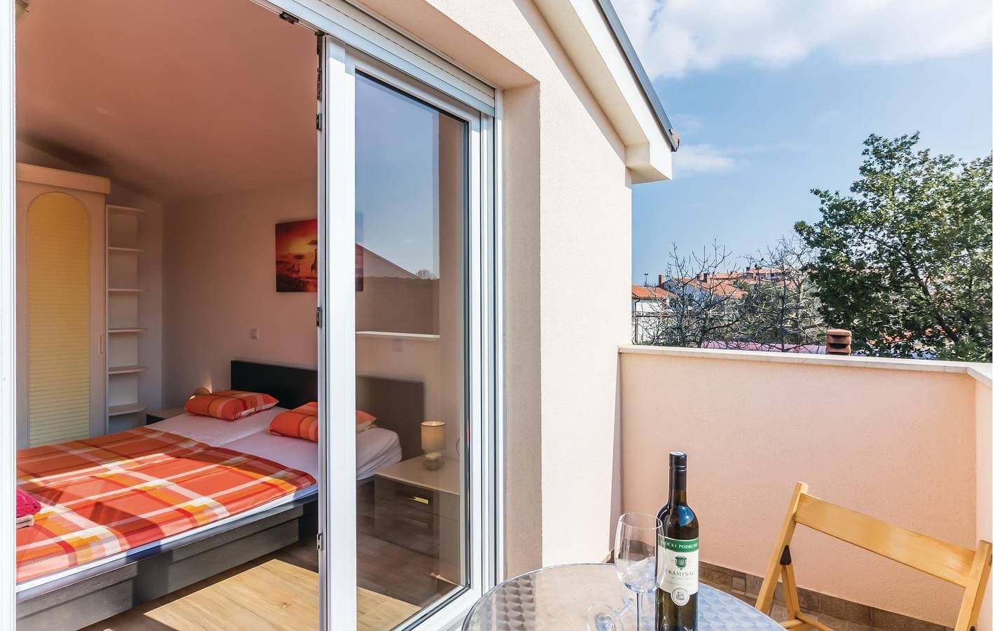 Foto 12 von 37: Gemütliche 1-Zimmer-Wohnung mit Meerblick, WLAN und Parkplatz in Fažana