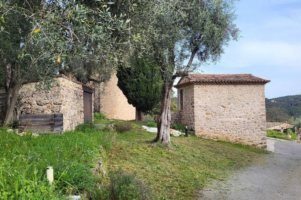 Foto 6 von 17: New - Authentic Provencal country house - 18th century - Tourrettes sur Loup