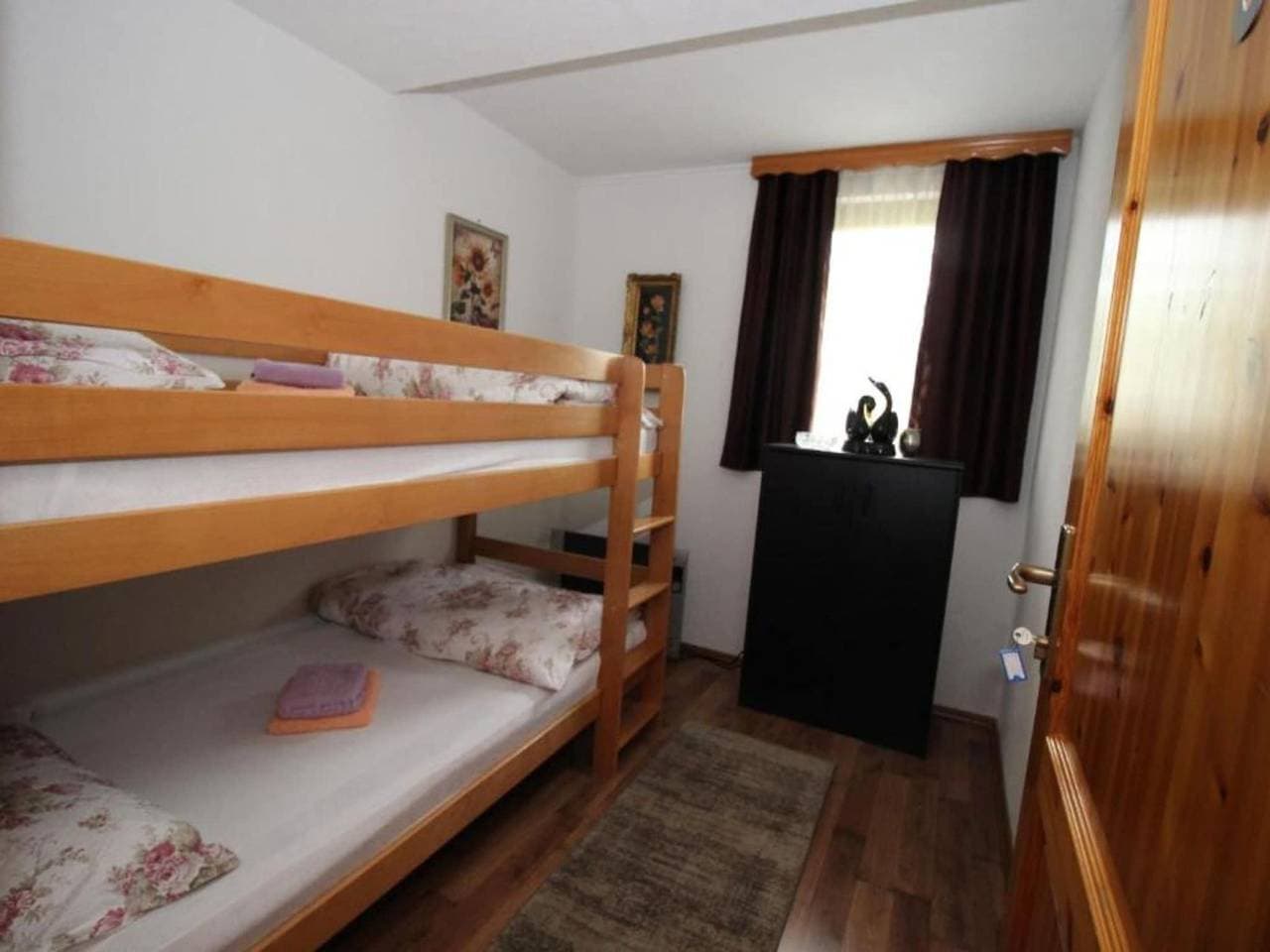Foto 7 von 35: Four bedroom house with river view