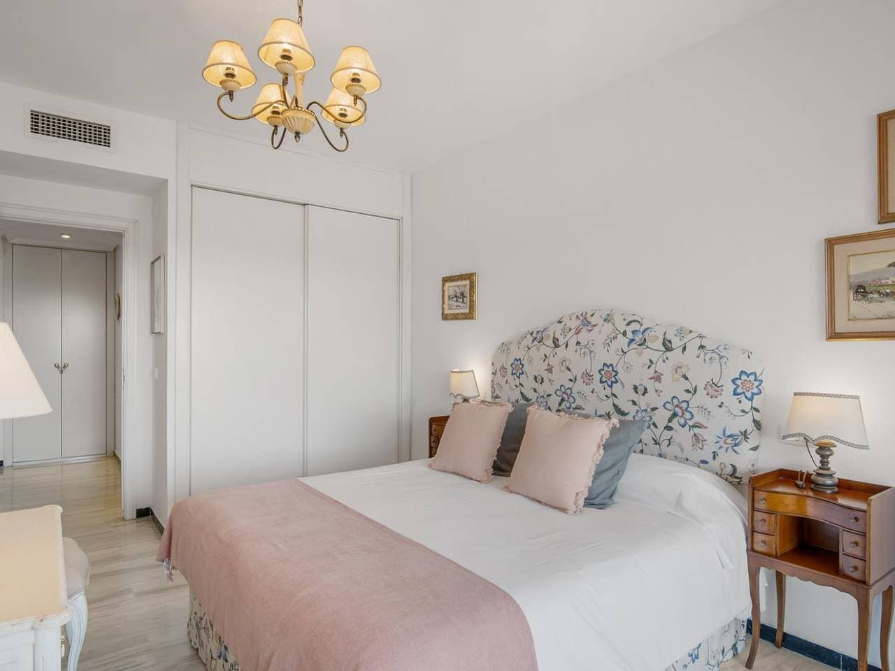 Foto 10 von 24: Ferienwohnung für 4 Personen mit Garten