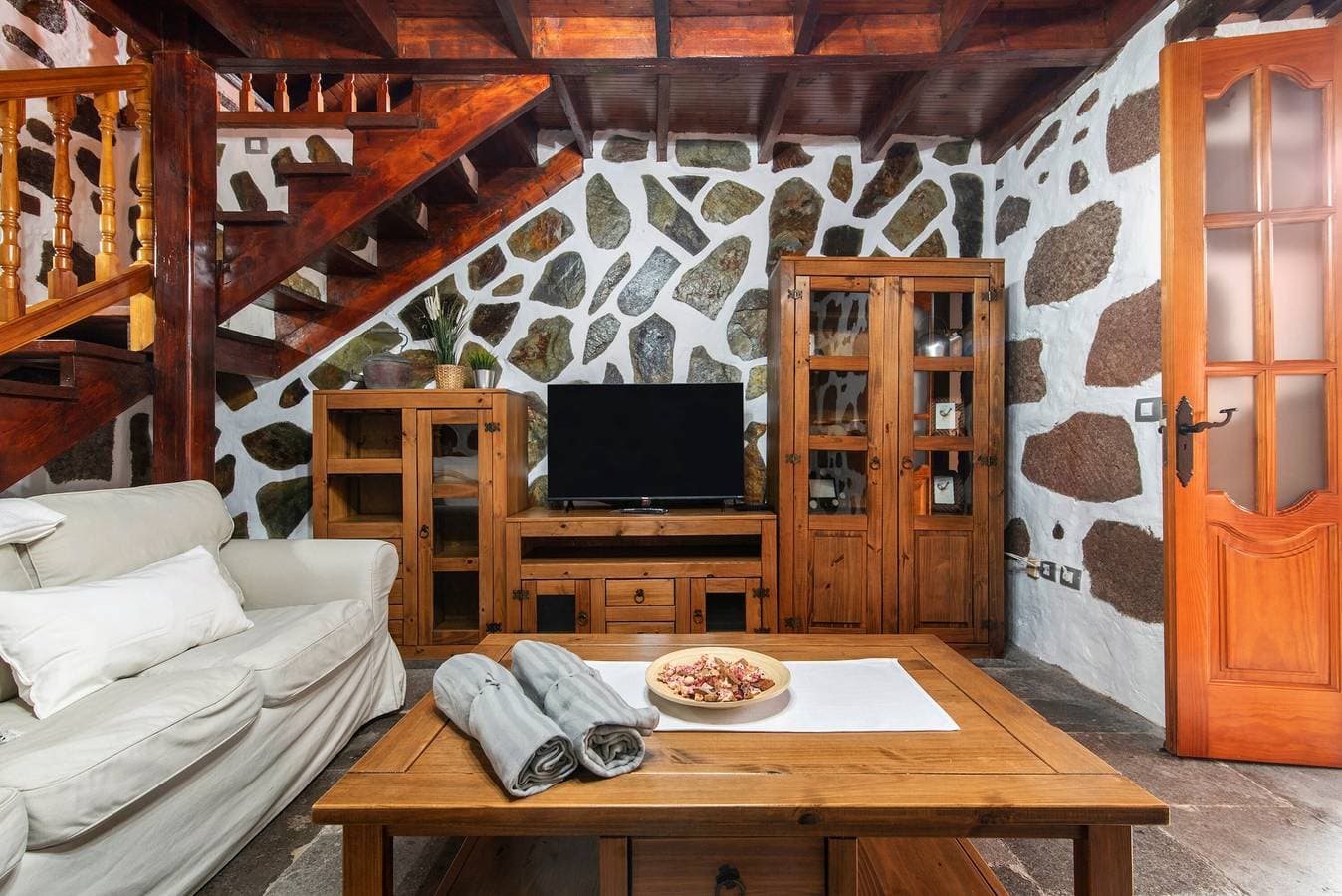 Foto 4 von 30: Ferienhaus 'El Patio Canario' mit Meerblick, privater Terrasse und WLAN