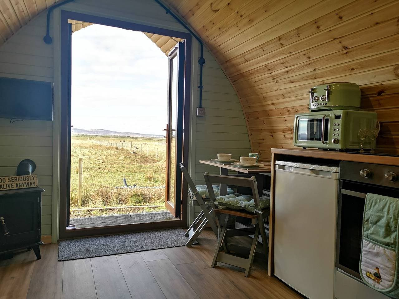 Foto 9 von 33: Blockhütte für 2 Personen mit Garten
