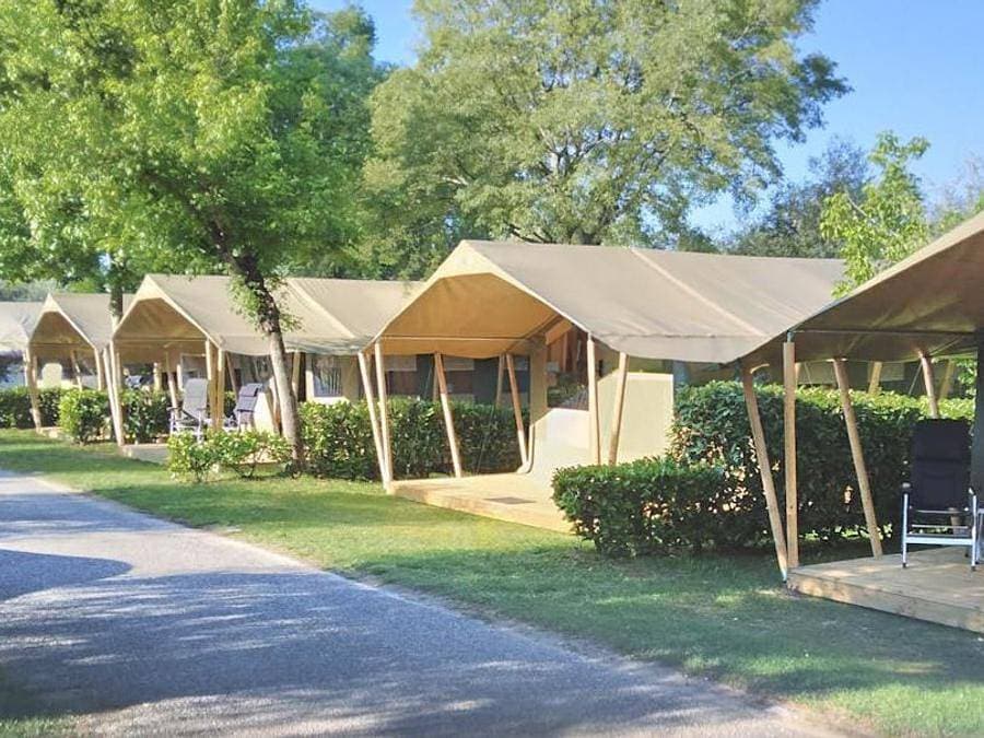 Foto 2 von 53: Camping Valkanela - Safarizelt 5 personen - Safarizelt Harmony