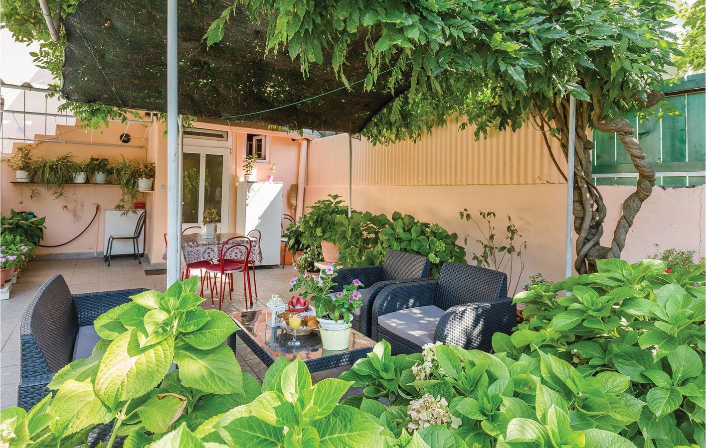 Foto 6 von 24: Gemütliche Ferienwohnung mit Terrasse in der Nähe der Küste von Makarska und mit Restaurants