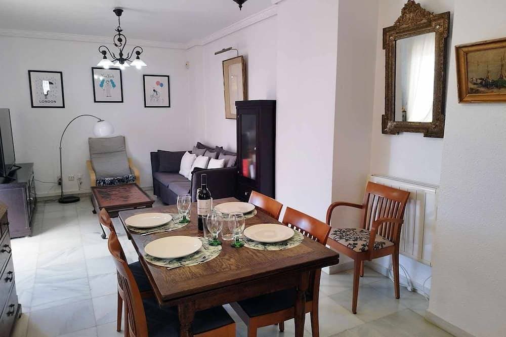 Foto 12 von 30: Penthouse in Estepona mit zwei Schlafzimmern und einem Badezimmer