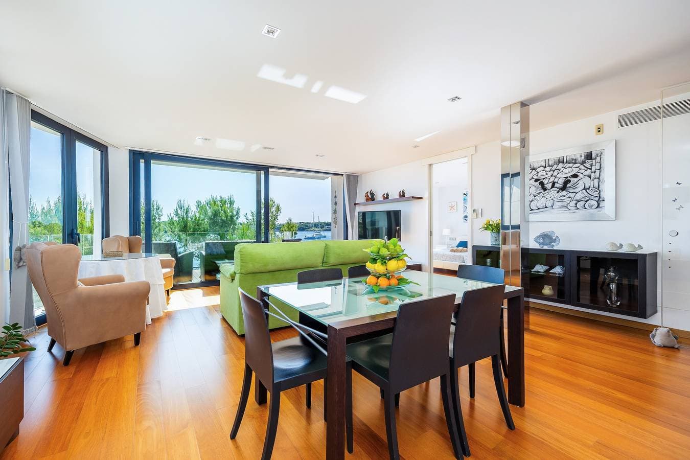 Foto 3 von 28: Ferienwohnung 'Llevant' mit Meerblick, Wi-Fi und Klimaanlage